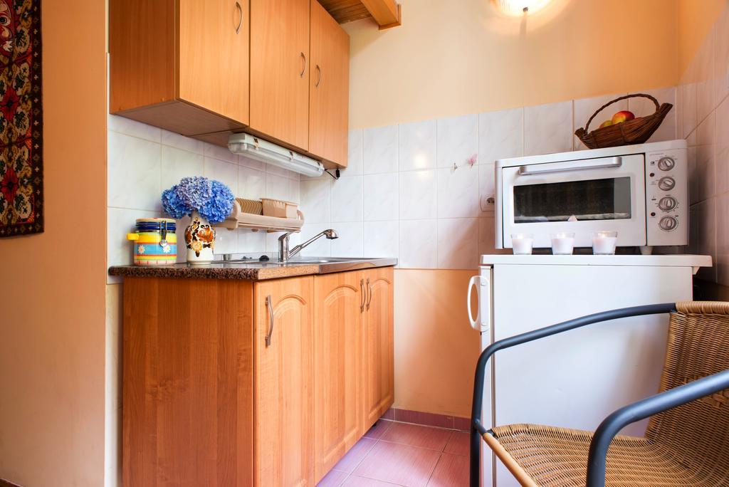 Live Like Locals: Market Square X Jewish District Krakau Kamer foto