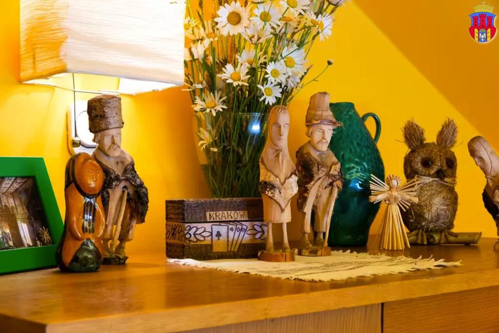 Live Like Locals: Market Square X Jewish District Krakau Kamer foto